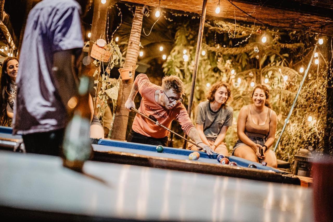 Bigfoot Hostel เลออน ภายนอก รูปภาพ